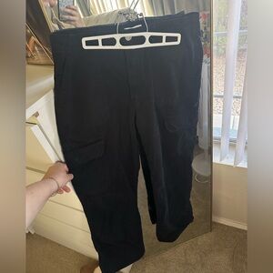 Zara Women’s Black Cargo Pants